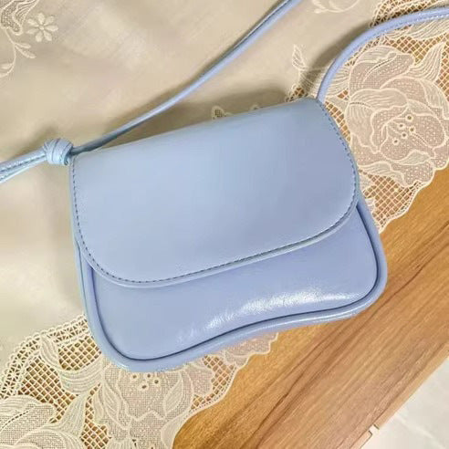 Retro Cookie-Shaped Crossbody Bag - Women's PU Leather Shoulder Bag | Sarah Express