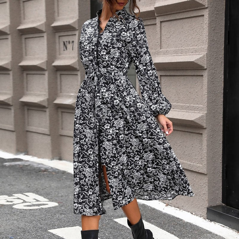 Floral Patchwork Dress with Lace Collar and Long Sleeves