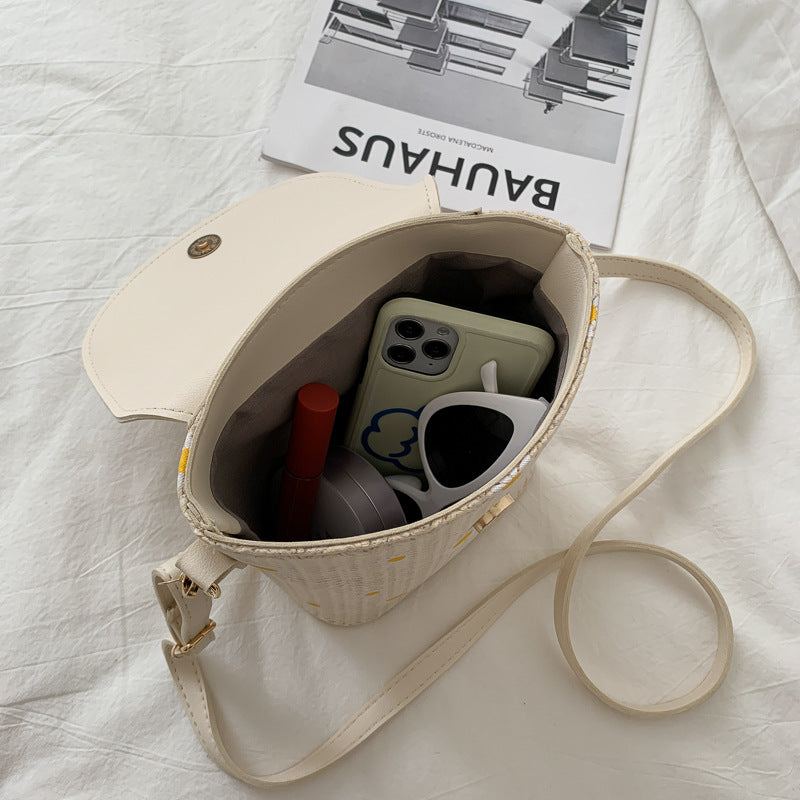 Women's Raffia Straw Shoulder Bag
