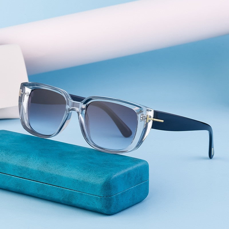 Ladies' Retro Small Frame Cat Eye Sunglasses