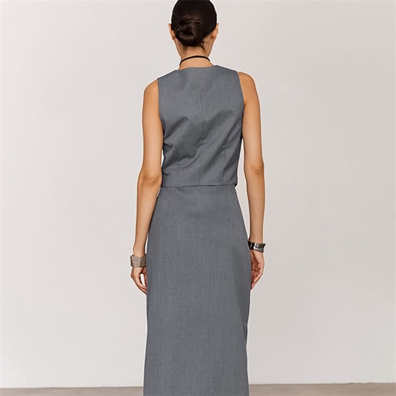 High-Waisted V-Neck Slim Fit Dress in Solid Color