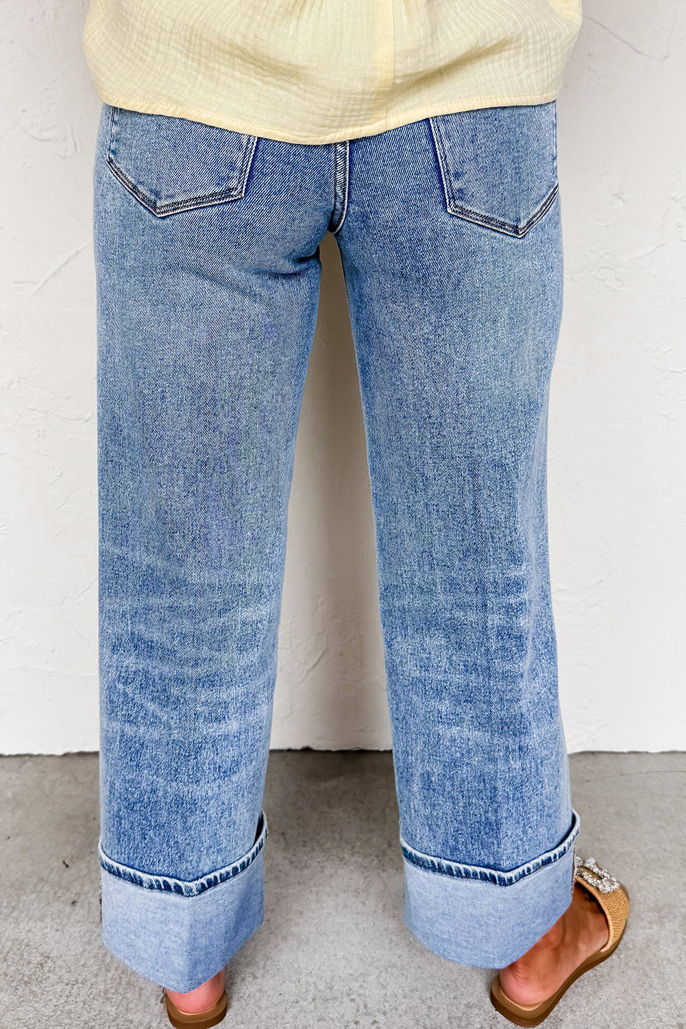 Myosotis Center Seam Cuffed Hem Straight High Waist Jeans
