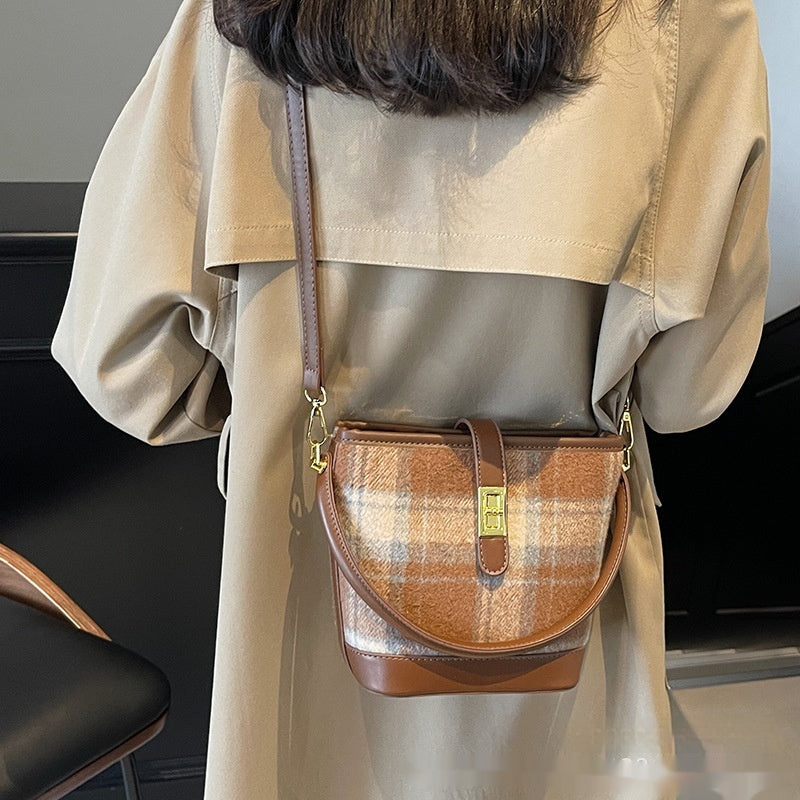 Vintage Plaid Suede Tote Bucket Bag - Korean Style Shoulder Handbag for Women