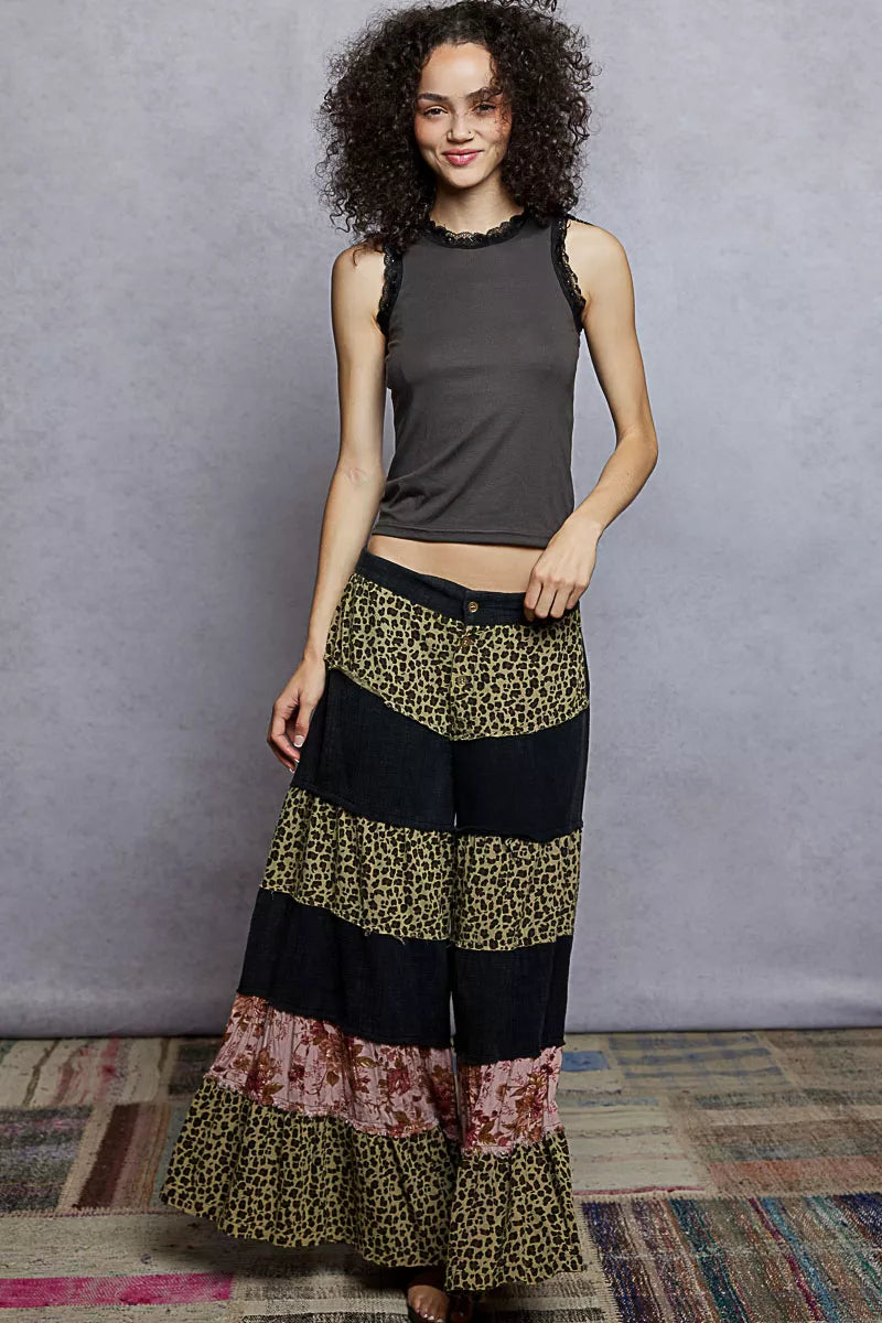 Round Neck Cropped Tank with Lace Trim