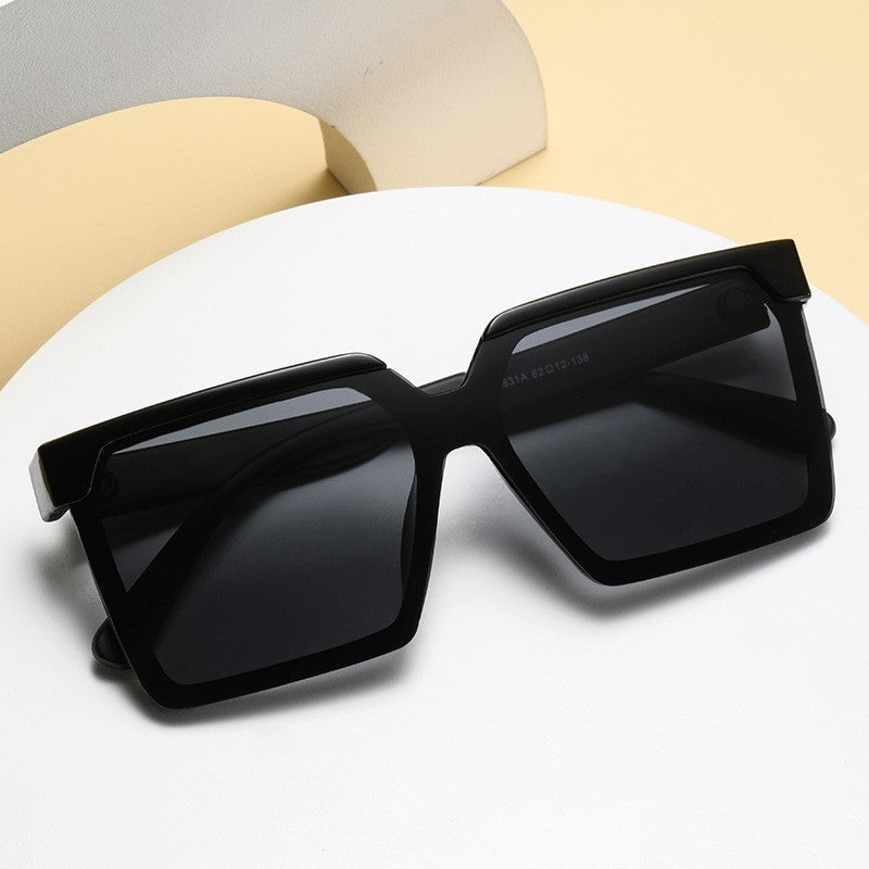 Fashion Sunglasses With Integrated Frame