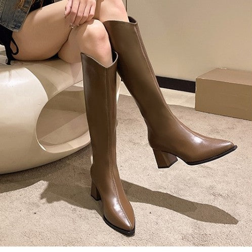 Women's Chunky Heel Pointed Toe Mid-Calf Boots - Fashion Winter Boots with Back Zipper