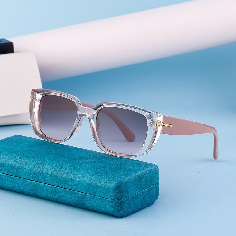 Ladies' Retro Small Frame Cat Eye Sunglasses