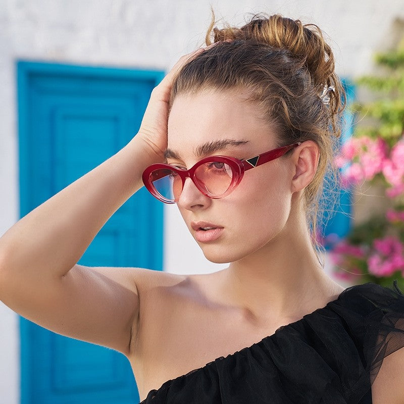 Fashion Cat Eye Women's Trendy Personality Small Frame Sunglasses