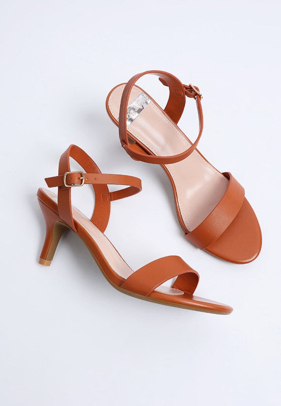 Tomari Pin Buckle Kitten Heel Sandals