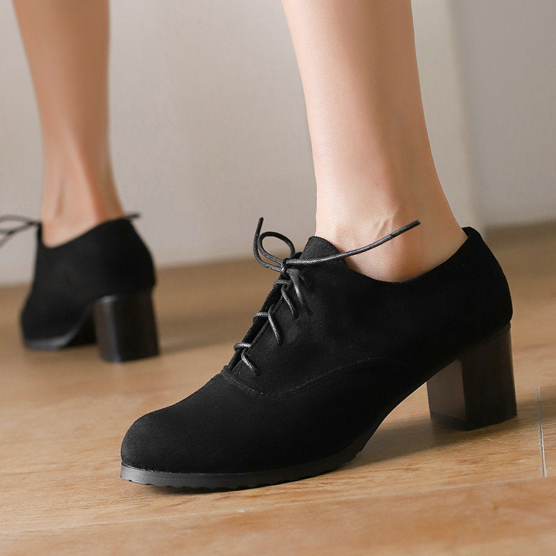 Women's Round Toe Chunky Heel Lace-Up Shoes - Suede Matte Finish High Heels