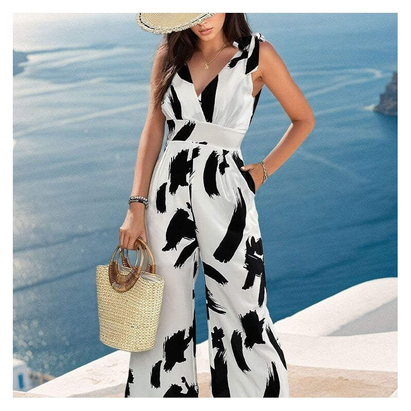 Chic Sleeveless Monochrome Floral Jumpsuit