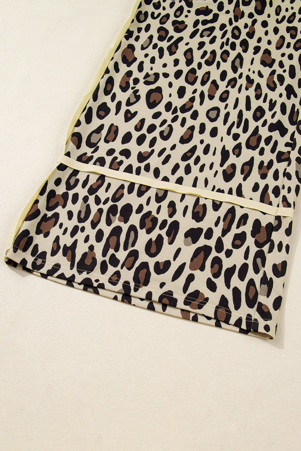 Khaki Exposed Seam Patched Pocket Plus Size Drawstring Leopard Wide Leg Pants