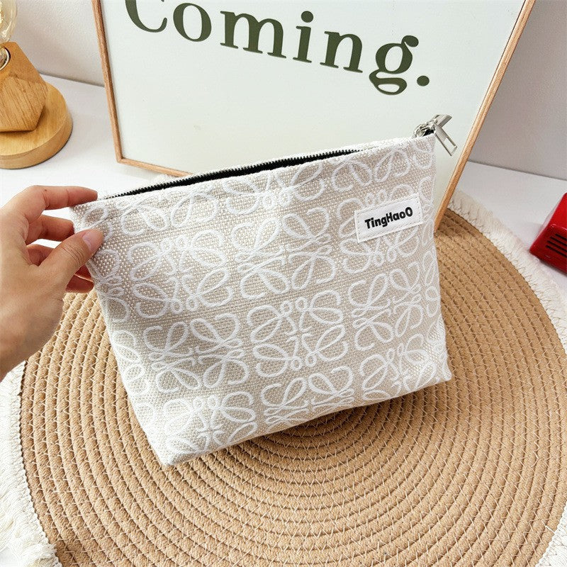 Women's Geometric Fabric Cosmetic Bag - Multi-Compartment Makeup Organizer with Zipper