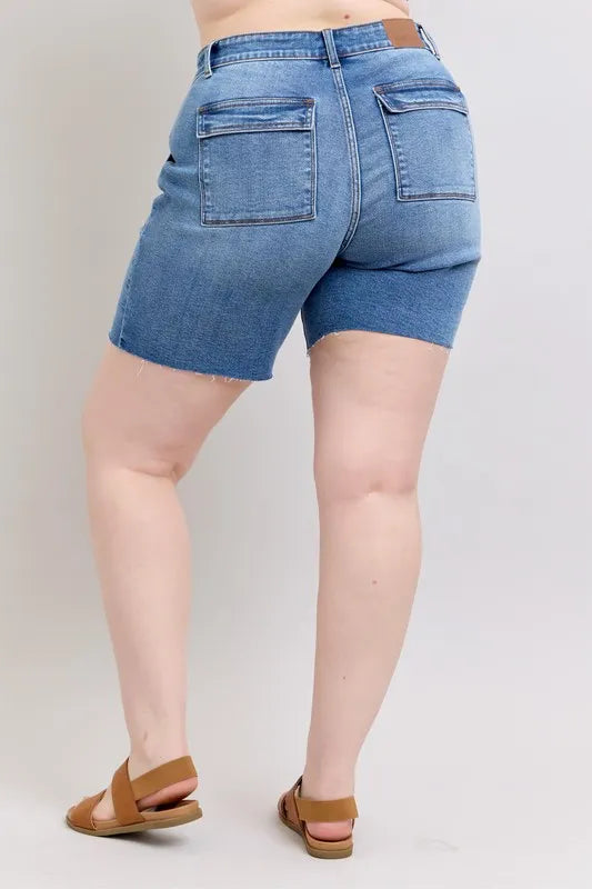 Full Size Mid Rise Bermudas Denim Shorts W/ Back Flap Pockets Plus Size