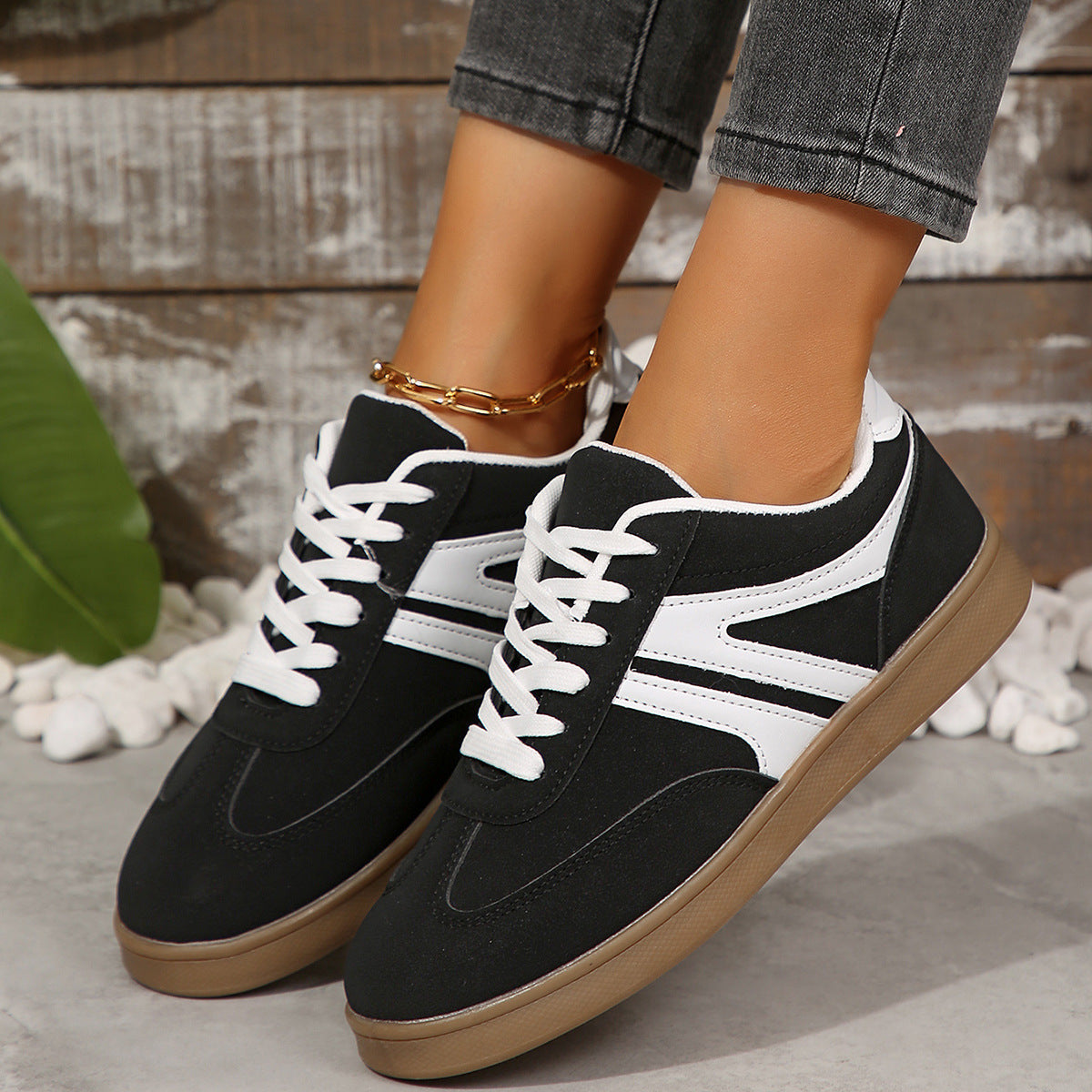 Women's Retro Round-Toe Running Flats
