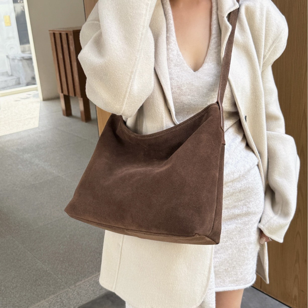 Matte Cowhide Leather Shoulder Bag – Women's Commuter Crossbody Tote | Genuine Leather Handbag