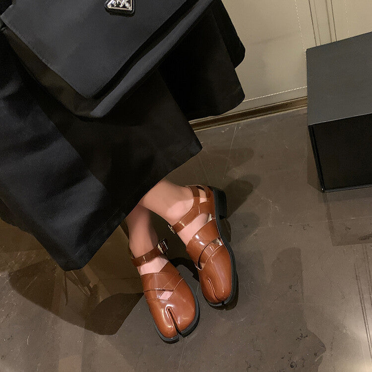 Split-Toe Hollow-Out Flat Leather Shoes