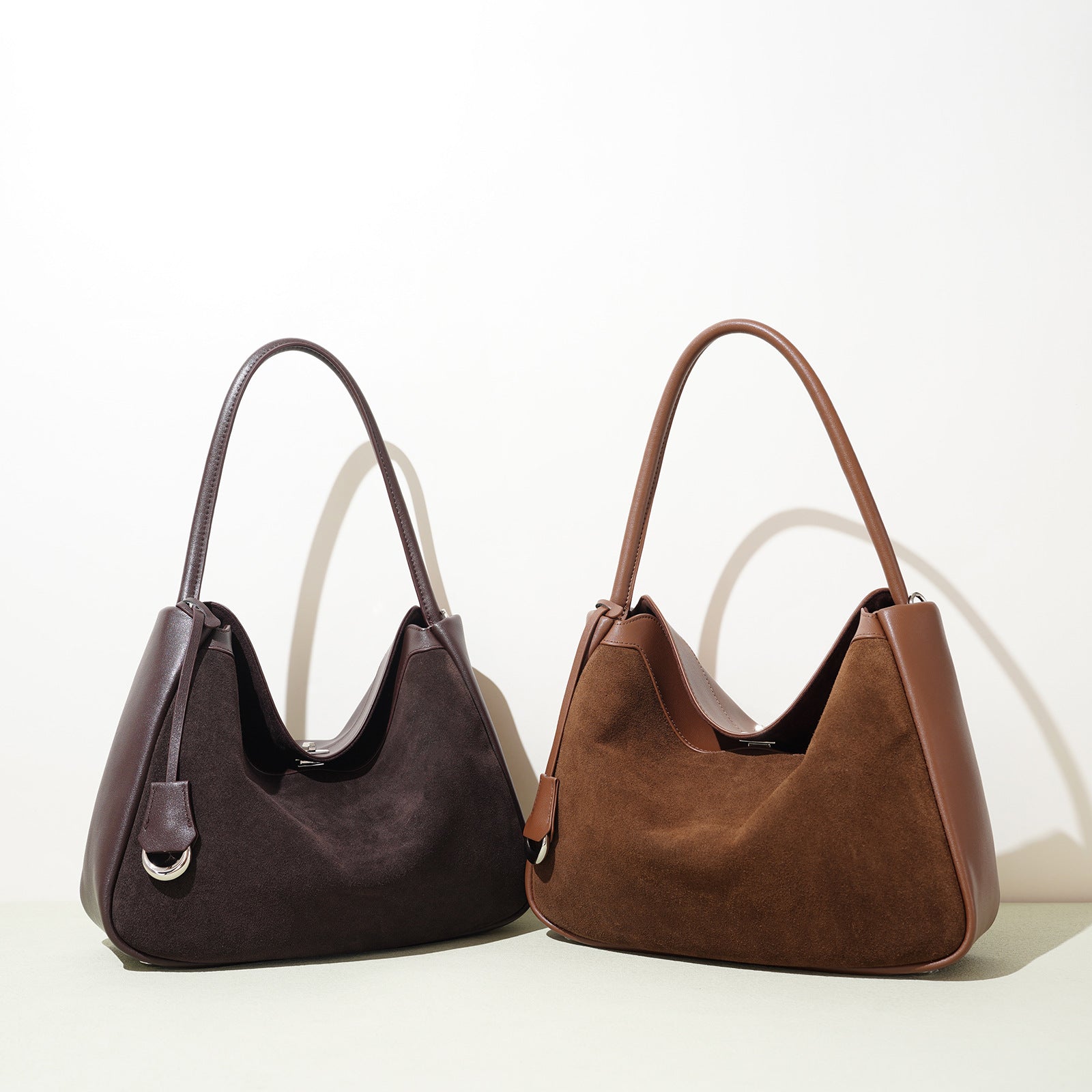 Genuine Leather Tote Bag for Women - Premium Cowhide Shoulder Bag with Zipper Pockets