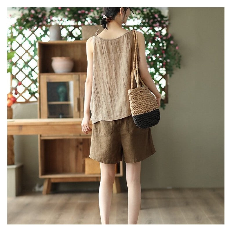 Elastic Waist Loose Shorts in Solid Color Palette