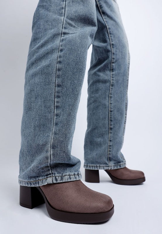 Enito Microfiber Sock Boots