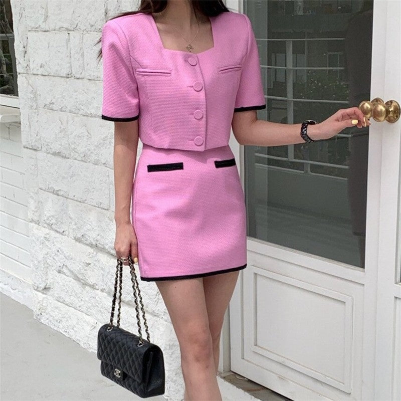 Stylish Ensemble featuring Color-Blocked Jacket and A-Line Skirt