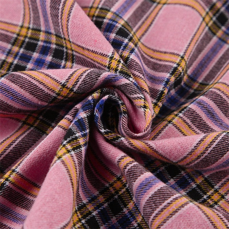 Loose-Fit Plaid Shirt in Classic Style