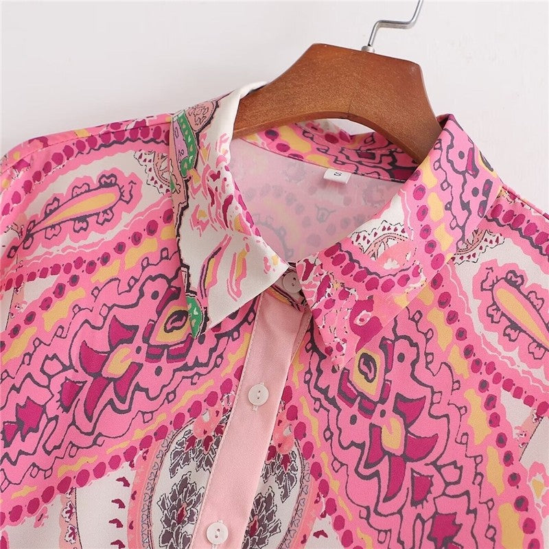 Stylish Oversized Shirt with Printed Collar