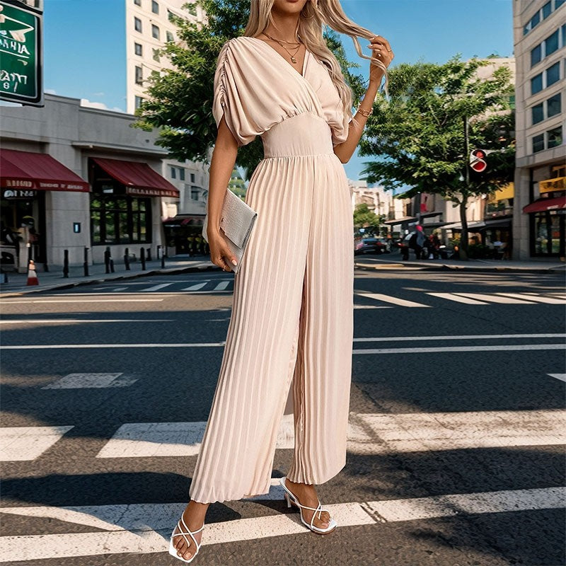 Sleek Slim-Fit Pleated Dress in Solid Color