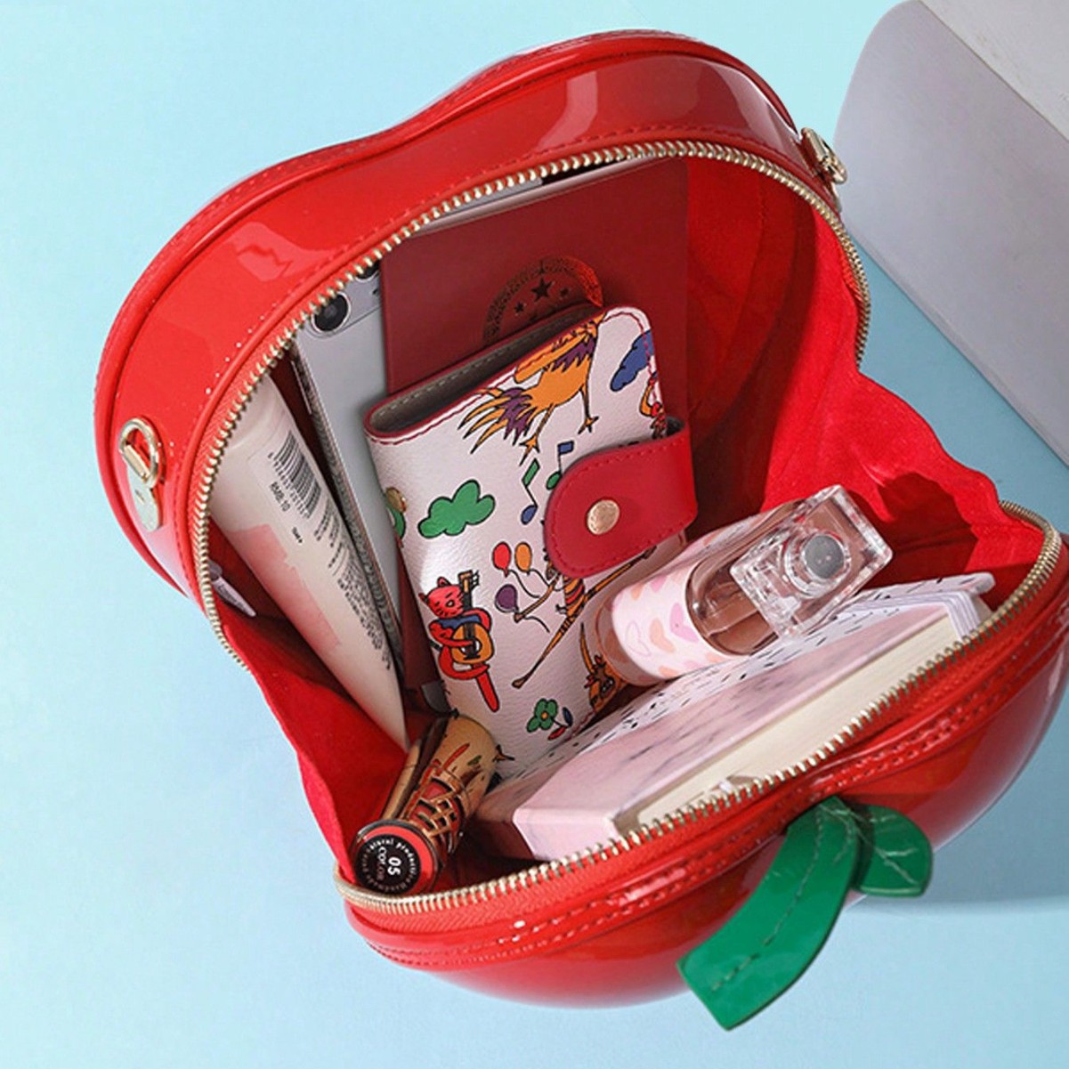 Apple-Shaped Crossbody Bag