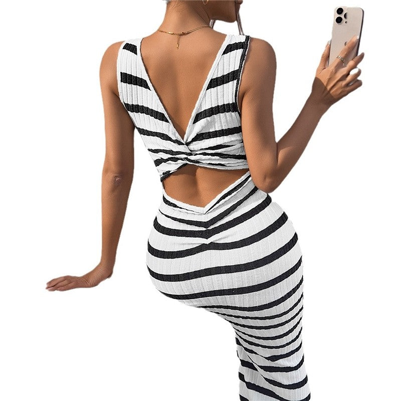 Colorblock Striped Sleeveless Maxi Dress with Crewneck and Back Hollow Detail