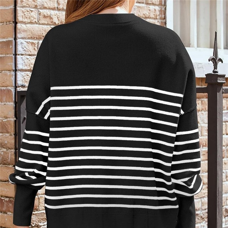 Sure! Here is an optimized title for your clothing product:

"Cozy Batwing Sleeve Knit Sweater with Side Sl