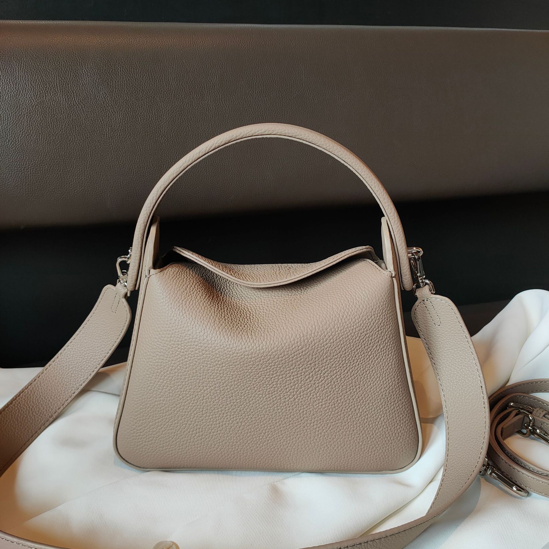 Women's Genuine Leather Box Bag – Niche Design Shoulder Tote