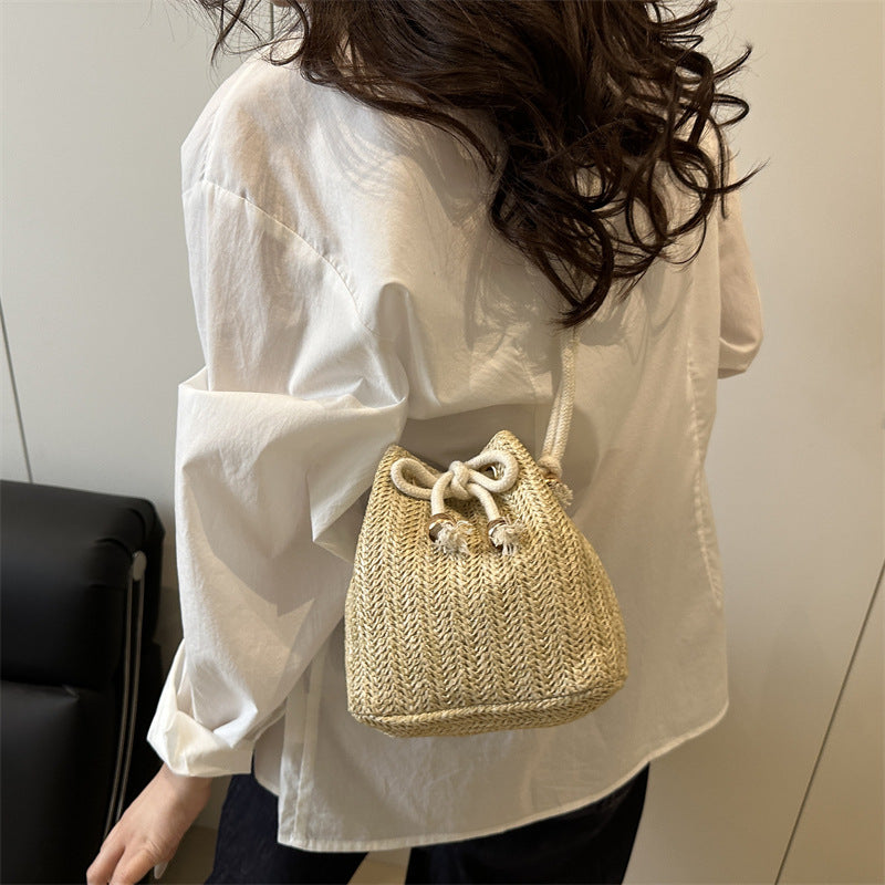 Women's Woven Straw Bucket Bag - Casual Crossbody Shoulder Bag with Adjustable Strap