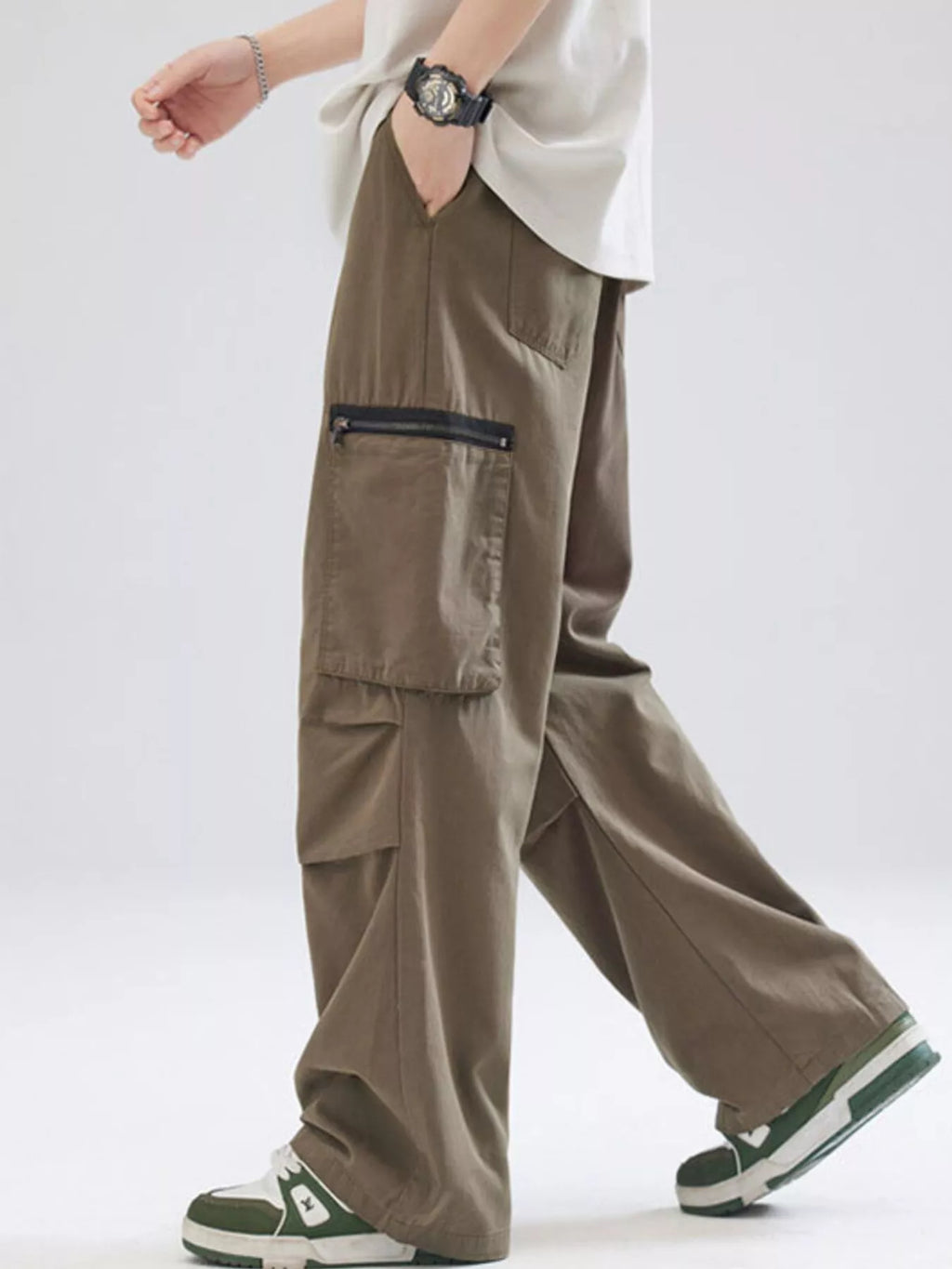 Men's Full Size Relaxed Fit Cargo Pants with Zipper Pockets Plus Size