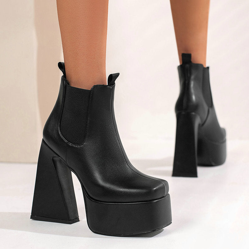 Women's Patent Leather Square Toe Chunky Heel Boots – Black | Sarah Express