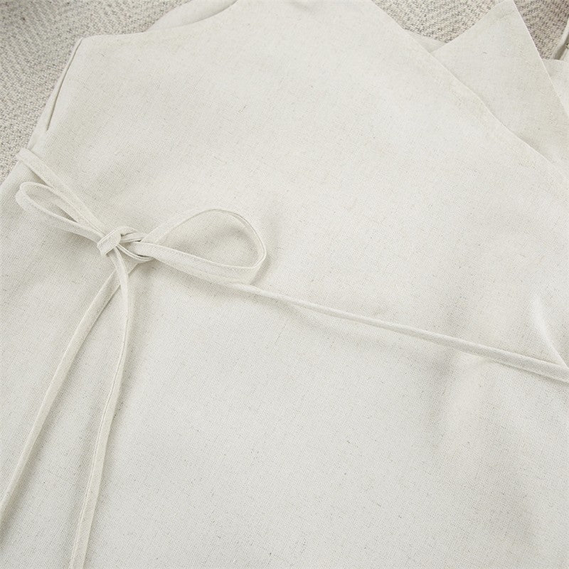 V-Neck Sleeveless Belted Dress in Solid Color - Slim Fit