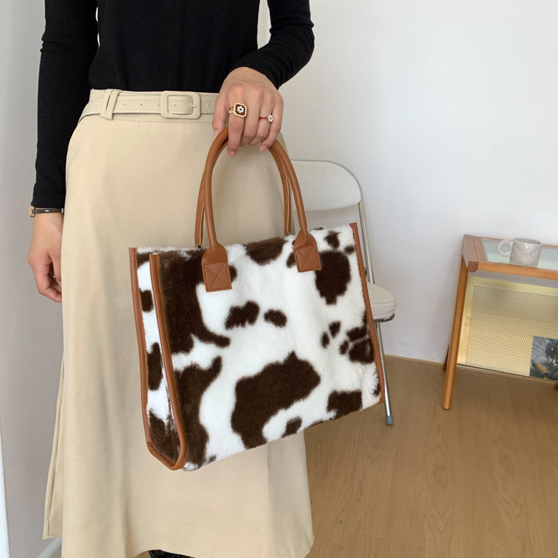 Plush Shoulder Bag - Trendy Autumn Winter Crossbody Bag for Women