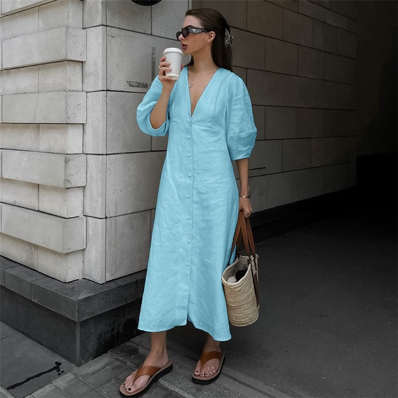Sure! Here is an optimized title for your clothing product in English:

"Chic V-Neck Dress with Backless