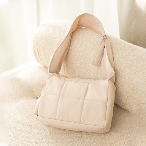Large Capacity Pet Carrier Crossbody Bag - Portable Travel Bag for Cats & Small Dogs