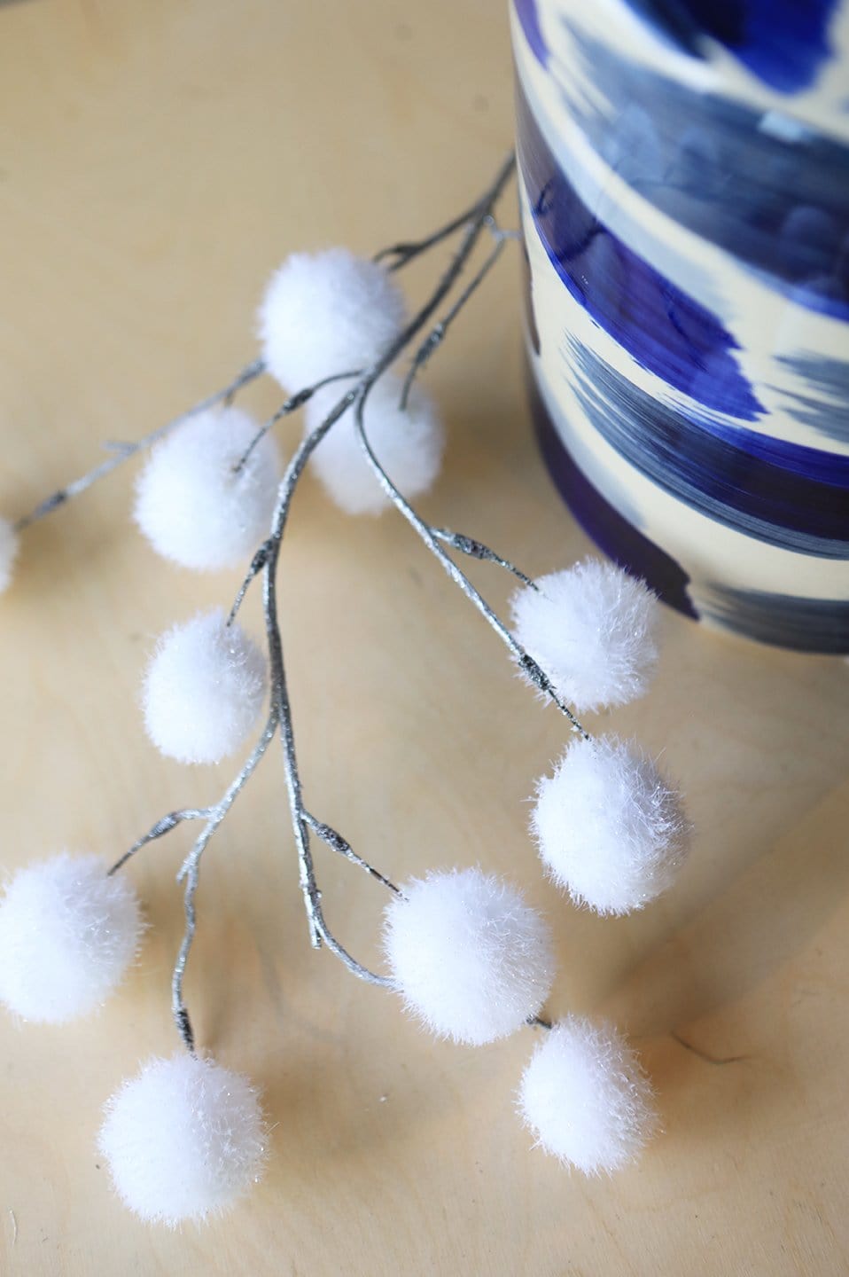 30" Faux Glitter White Pom-Pom Stem