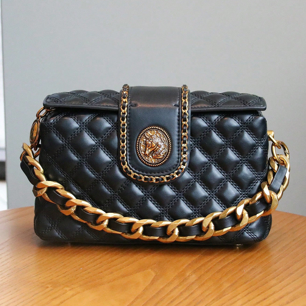 Diamond-Quilted Chain Crossbody Bag