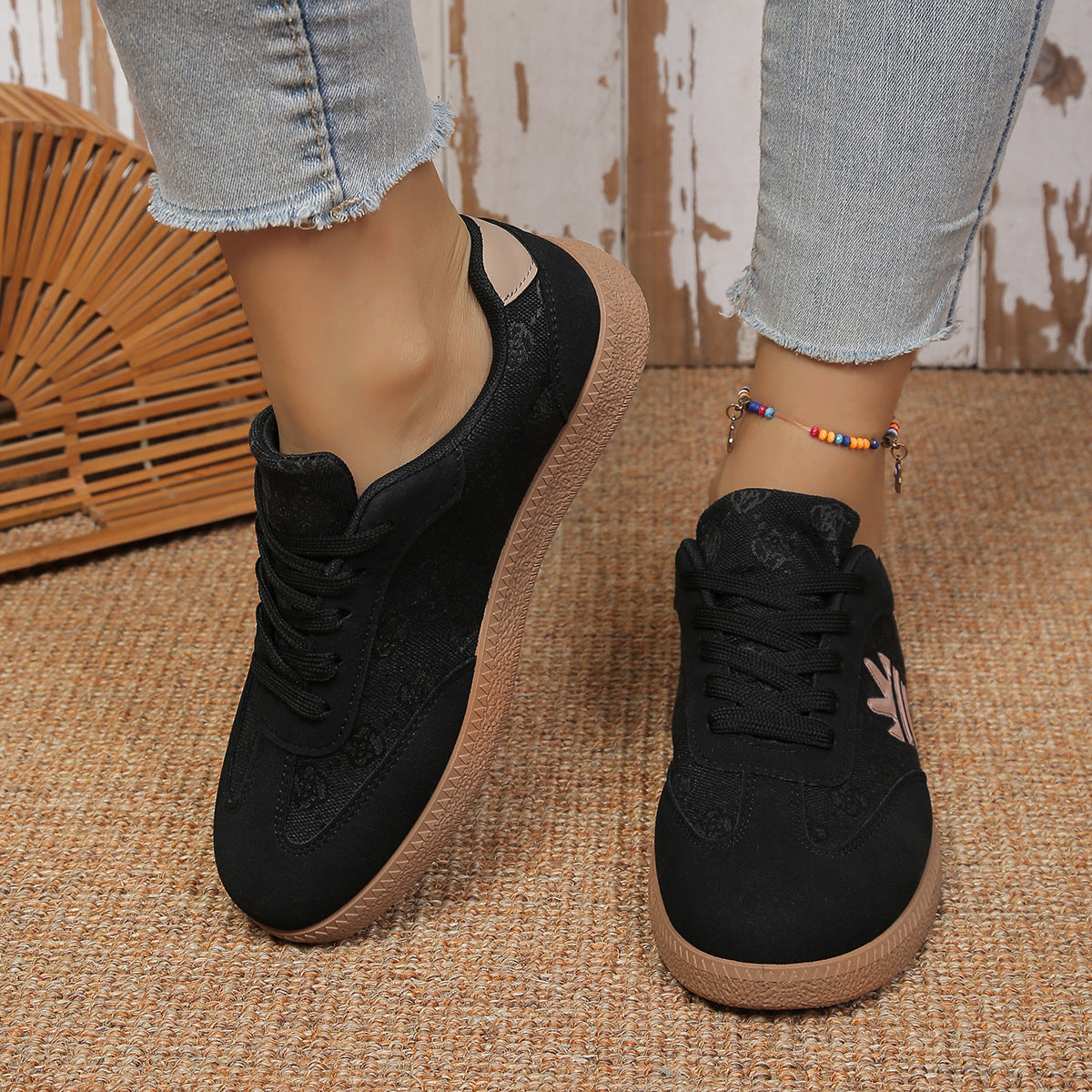 Women's Retro Chunky Sole Sneakers – Color-Block Lace-Up Platform Shoes