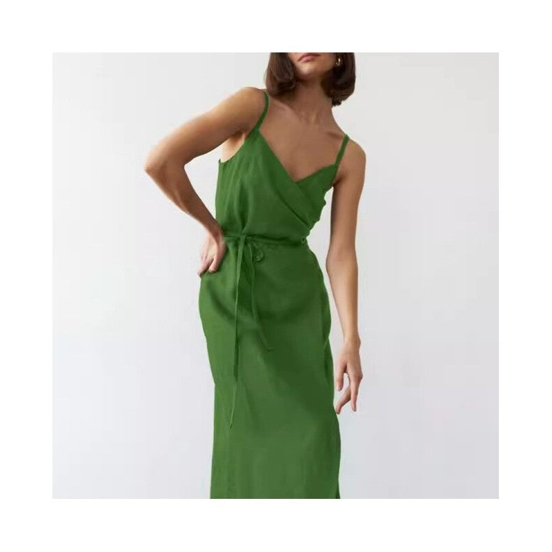 V-Neck Sleeveless Belted Dress in Solid Color - Slim Fit