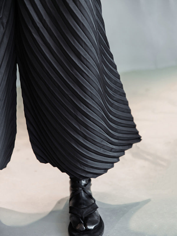 Urban Solid Color Pleated Outerwear&Pants Two Pieces Set
