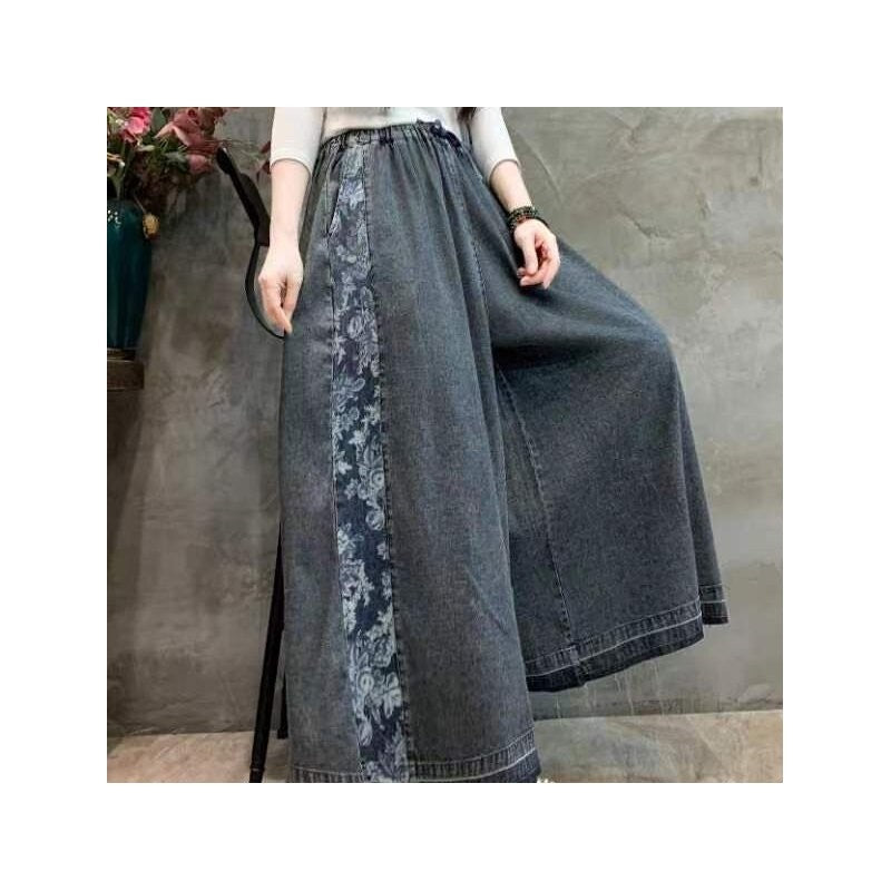 High-Waisted Denim Wide-Leg Trousers With Printed Belt