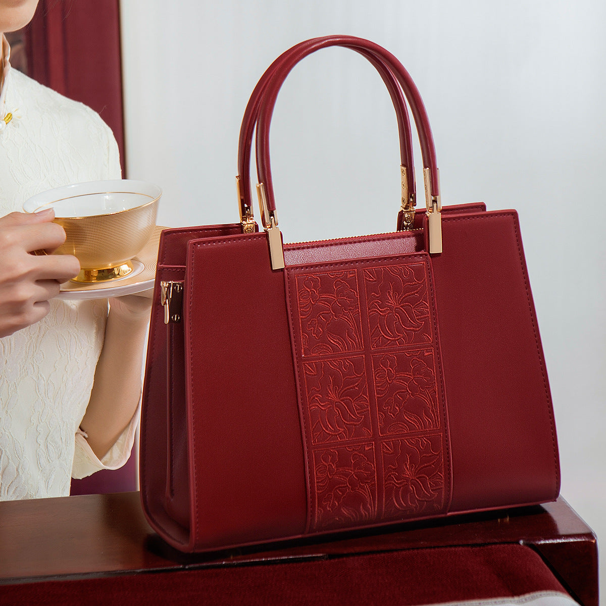 Embroidered Red Handbag – Traditional Chinese Art Style Women's Shoulder Bag