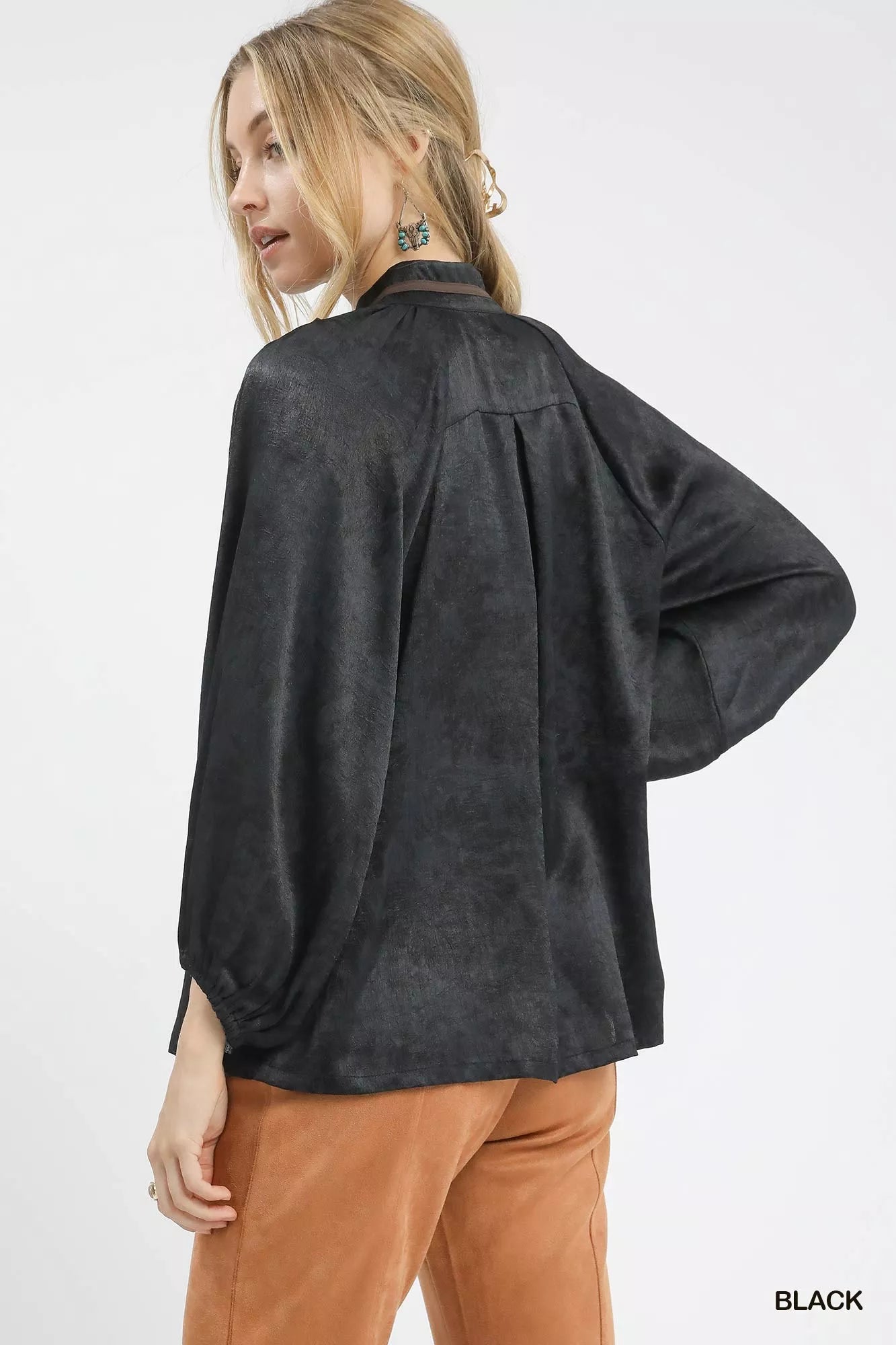 Crinkle Brocade Long Sleeve Blouse