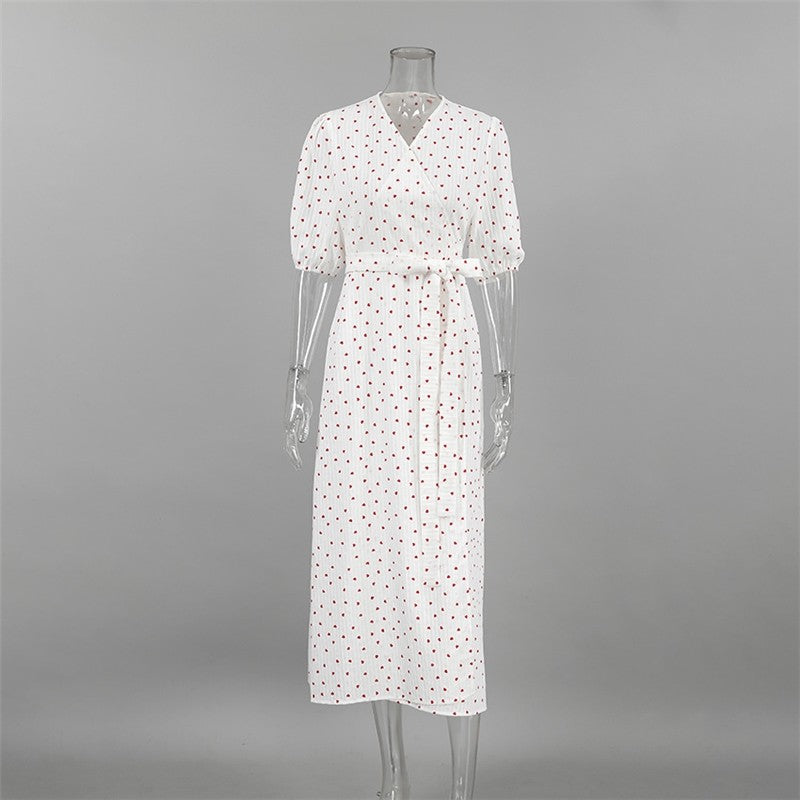 Five-Point Bubble Sleeve Lace-Up Floral Sleep Dress

Suggested Optimization:
Floral Lace-Up Sleep Dress with Bubble Sleeves