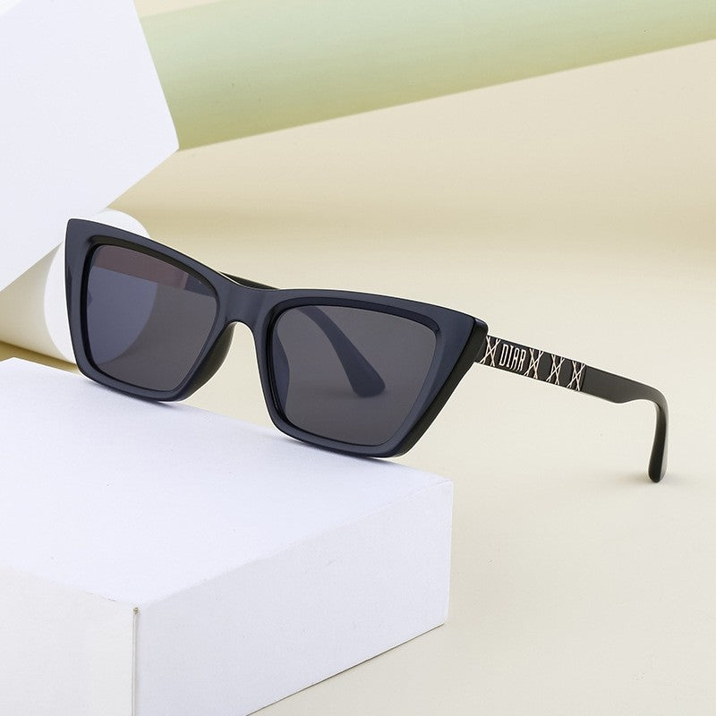 Unisex Fashion Cat Eye Small Frame Sunglasses