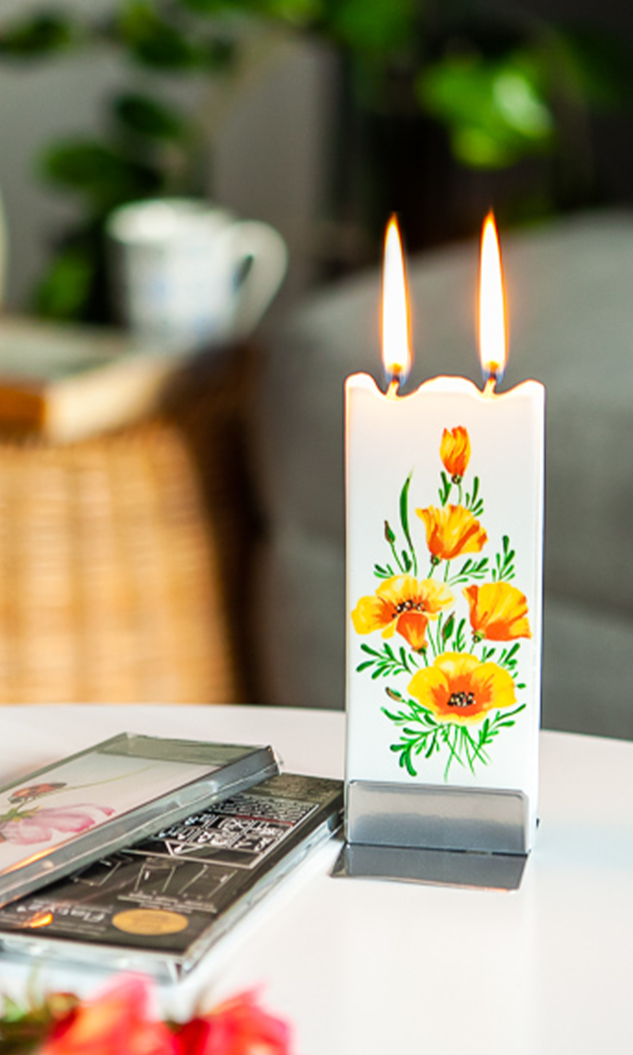 Flatyz Yellow Hibiscus Candle